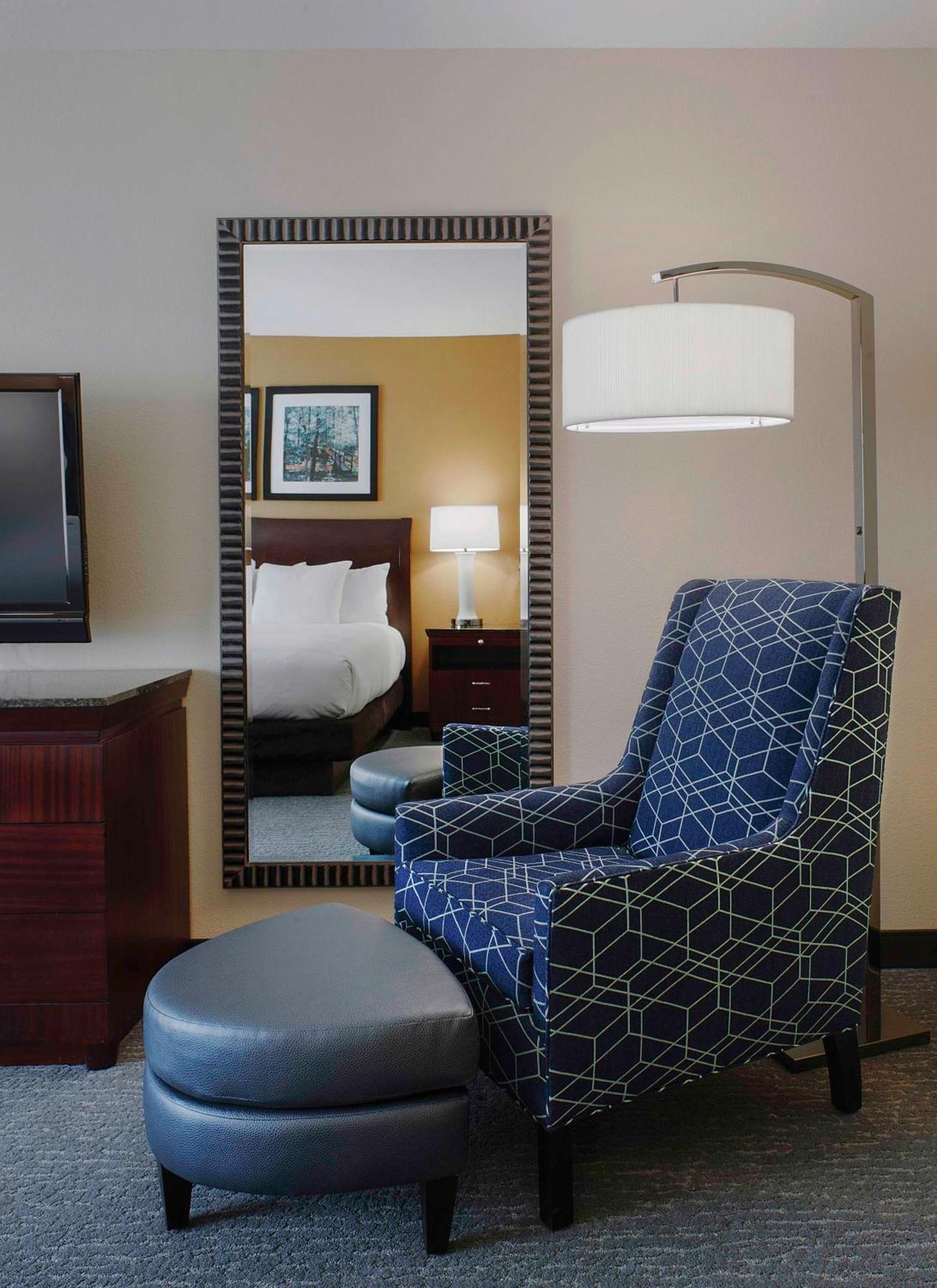 Doubletree Suites By Hilton Bentonville Exterior foto